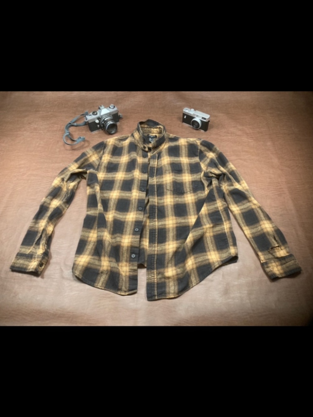 Forever 21 Men's Plaid Flannel Shirt Yellow & Black, Size Large